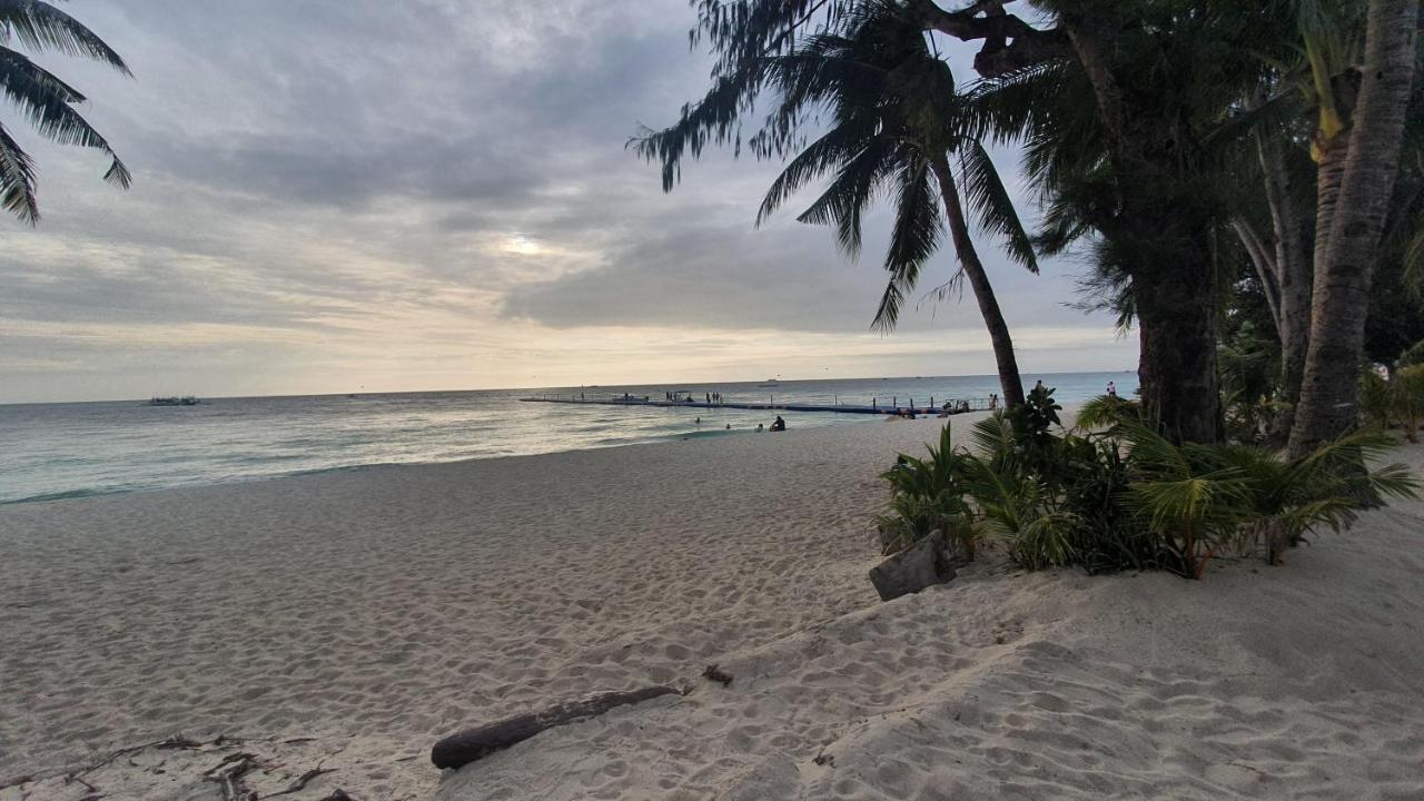 Divegurus Boracay Beach Resort Manoc-Manoc Dış mekan fotoğraf